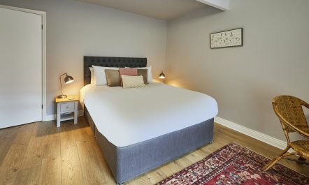 Quaint Seaside Haven 1