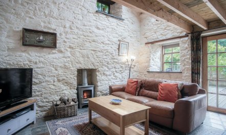 Enchanting Cottage 1