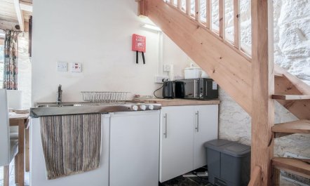 Enchanting Cottage 3