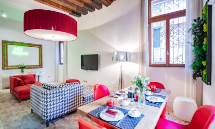 Gothic Waterside Retreat 4