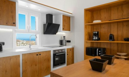 Mykonos Sunrise Retreat 6