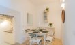 The Cosy Lakeview Hideaway 4