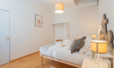 The Waves of History 6