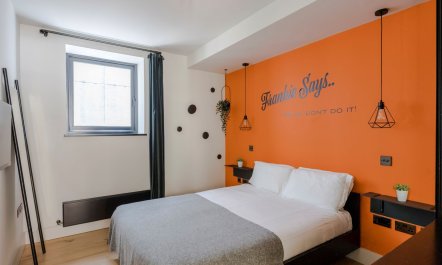 The Mayfair Gallery 5