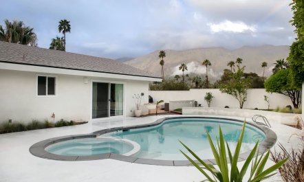 Desert Crescent 3