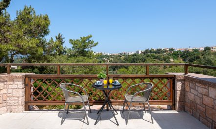 Golden Sun Retreat 0