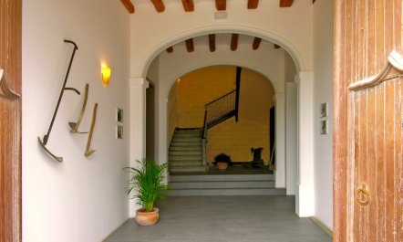 The Marquesa's Chambers 6