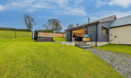 2 Bed in Bancyffordd 0