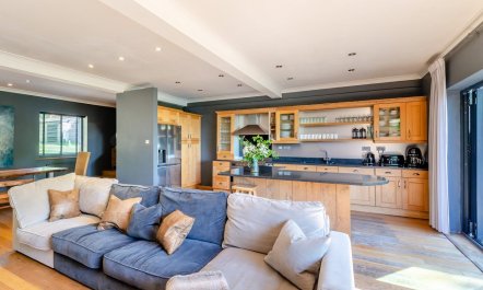 8 Bed in Crowborough 4