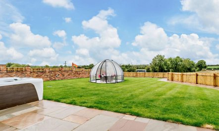 2 Bed in Wakefield 1