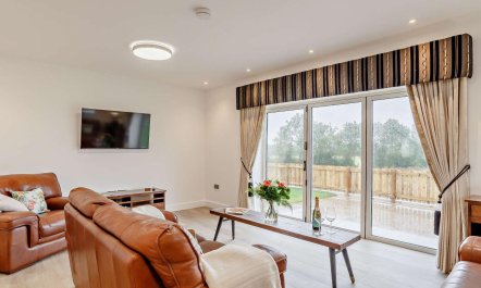 3 Bed in Wakefield 3