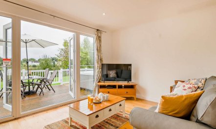 3 Bed in Cirencester 2