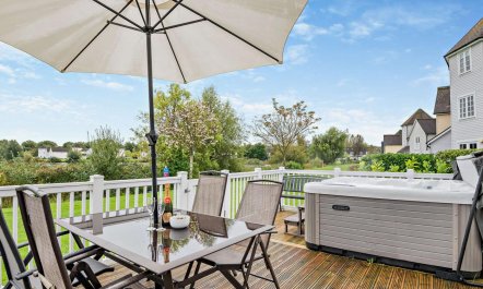 3 Bed in Cirencester