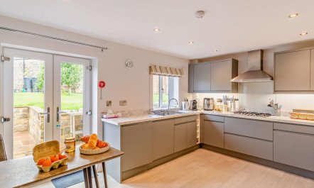 3 Bed in Harrogate 7