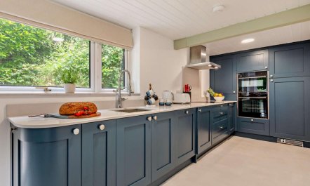 3 Bed in Truro 9