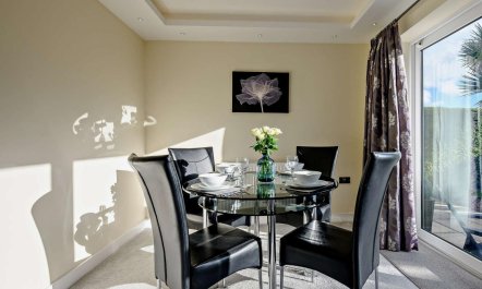 2 Bed in Christchurch 4