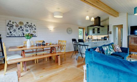 4 Bed in Shrewsbury 3