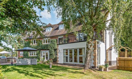 6 Bed in Wolverhampton 5