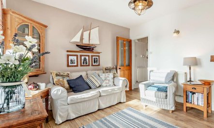 2 Bed in Brixham