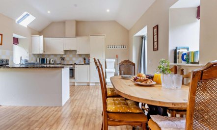 2 Bed in Machynlleth 5