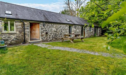 2 Bed in Machynlleth 7