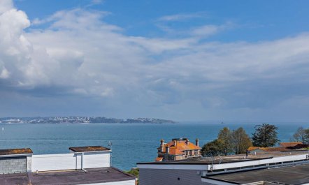 3 Bed in Brixham 2