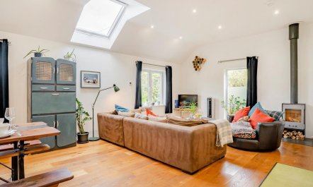 4 Bed in Llandysul 1