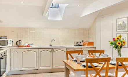 2 Bed in Newport 5