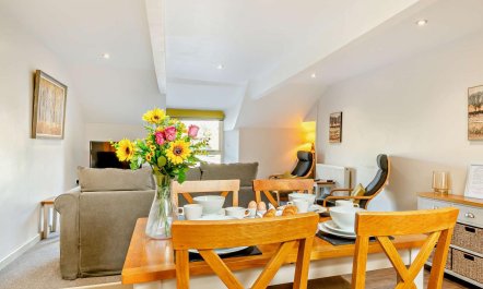 2 Bed in Newport 3