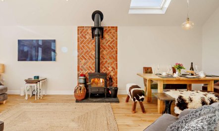 2 Bed in Shrewsbury 3