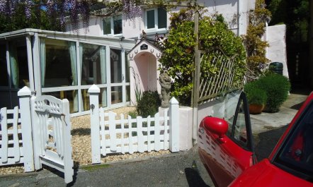 2 Bed in Tenby