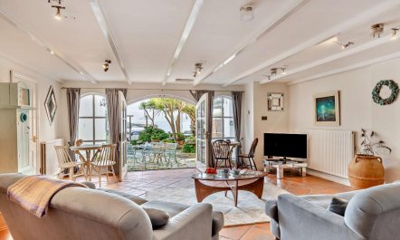 2 Bed in Marazion, Penzance