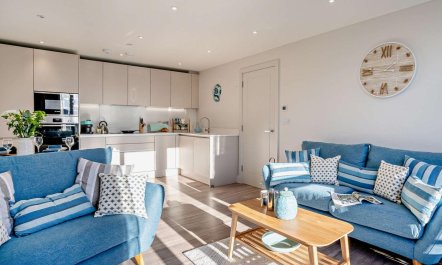 2 Bed in Porthcawl 4