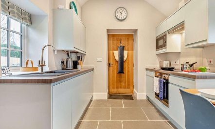 1 Bed in Shaftesbury 5