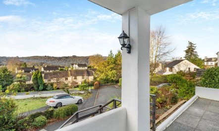 4 Bed in Windermere 3