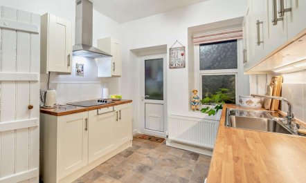 2 Bed in Morecambe 6