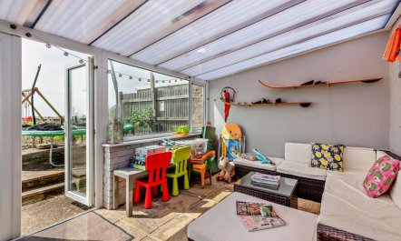 3 Bed in Normans Bay 0