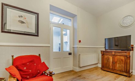 2 Bed in Penmaenmawr 9