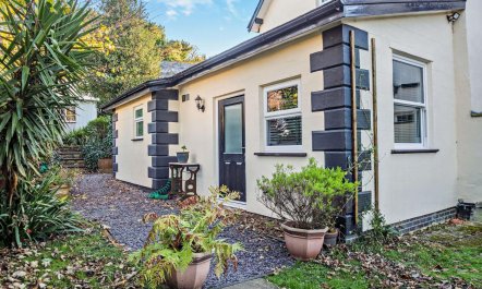 2 Bed in Penmaenmawr 1