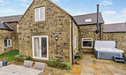 4 Bed in Matlock 2