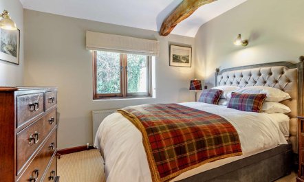 3 Bed in Dallington 1