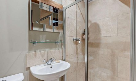 3 Bed in Dallington 2