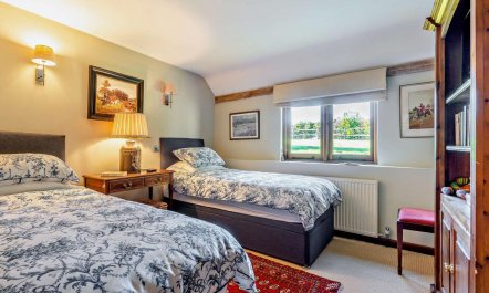 3 Bed in Dallington 3