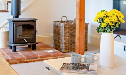 2 Bed in Cirencester 4