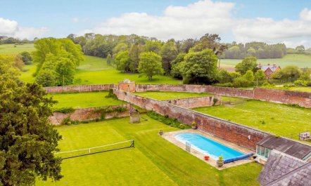 8 Bed in Dorchester 2