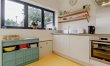 3 Bed in Walton On The Naze 9