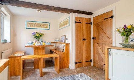 4 Bed in East Brent 9