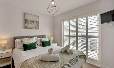 3 Bed in Westward Ho! 8