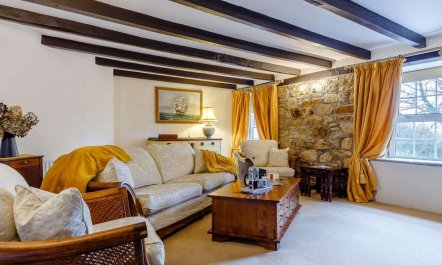 2 Bed in Newquay 2