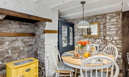 2 Bed in Brecon 9